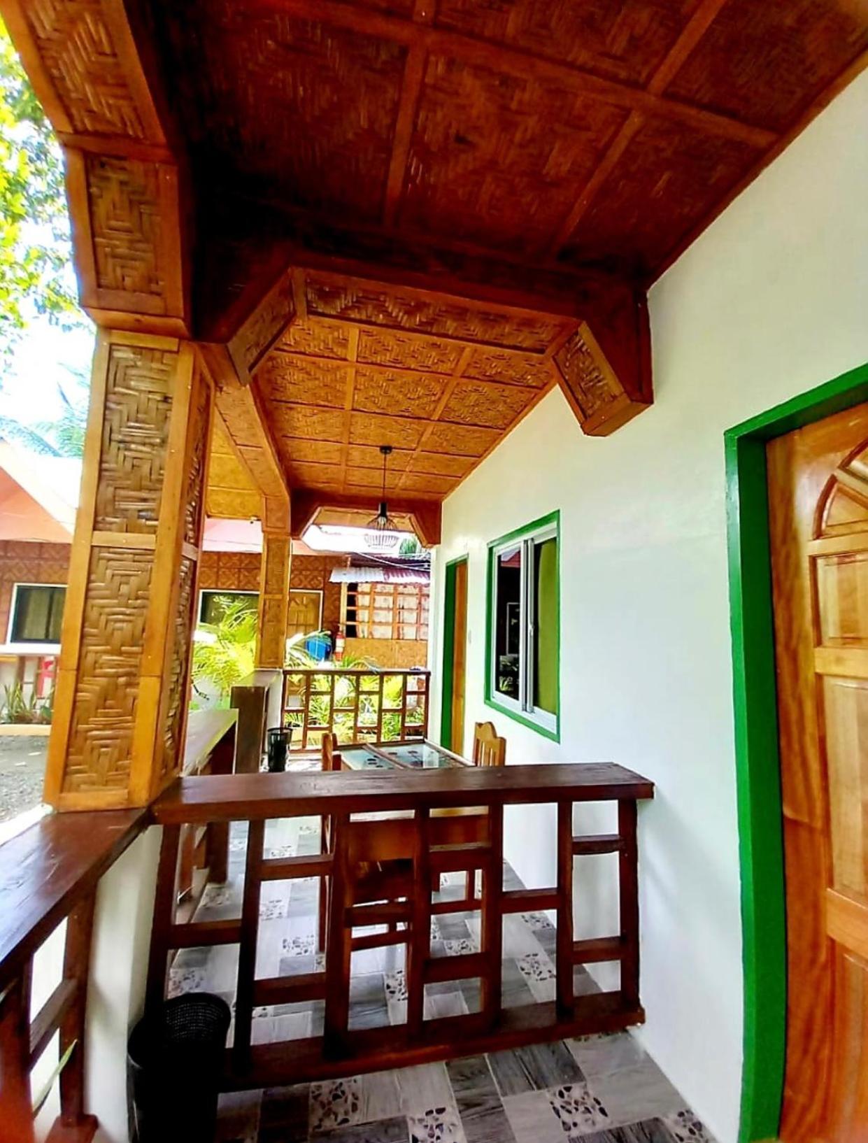 Domos Native Guest House Panglao-stad Buitenkant foto